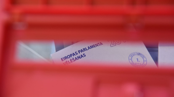 Vēlēšanu urna Eiropas Parlamenta vēlēšanām. Foto - Zane Bitere, LETA