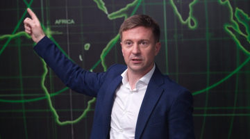 Oleksandrs Daņiļuks. Publicitātes foto