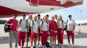 Latvijas Olimpiskā delegācija Rīgas lidostā pirms izlidošanas uz XXXIII vasaras olimpiskajām spēlēm Parīzē.