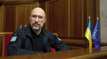 Bijušais Ukrainas valdības vadītājs, tagad aizsardzības ministra amatā ieceltais Deniss Šmihaļs.