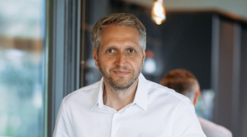 Alens Baibekovs. Publicitātes foto.