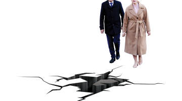 Premjerministre Evika Siliņa un ZZS līderis, zemkopības ministrs Armands Krauze. Ilustrācijai izmantots LETA foto