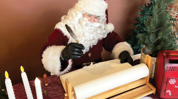 Ziemassvētku vecītis, kas Instagram atrodams kā @Salatevs, pēdējā laikā novērojis, ka pieaugušie cits citam dāvina nevis lietas, bet gan piedzīvojumus vai īpaši kopā pavadītu laiku.