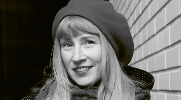 Heidi Īvari (Heidi Iivari, 1974) ir somu dzejniece un igauņu literatūras tulkotāja, dzīvo 2024. gada Eiropas kultūras galvaspilsētā Tartu. Piedalījusies vairākos skatuves dzejas festivālos Igaunijā, Somijā un Spānijā. 2020. gadā viņa ieguva 3. vietu Igaunijas skatuves dzejas konkursa finālā un UNESCO literatūras pilsētu SLAM-O-VISION pārstāvēja Tartu. Īvari dzeja ir tulkota angļu, spāņu, franču un veru valodā, bet viņa pati dzejoļus raksta gan somiski, gan igauniski. Izdoti divi bilingvāli dzejas krājumi somu un igauņu valodā.