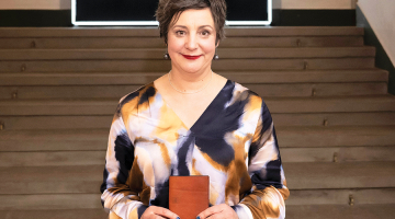 Elīna Reitere: «Kritiķim ir daudzas funkcijas. Vissvarīgākā patiesībā ir tā, ka kritiķis ar savām recenzijām un citu veidu rakstiem dokumentē nozari.»