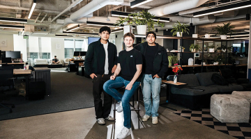 Mercor dibinātāji: Adaršs Hiremaths (no kreisās),  Brendans Fūdijs un Sūrjs Midhs.