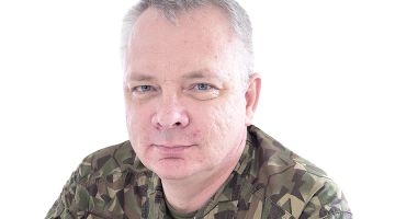 Nacionālo bruņoto spēku pulkvedis Māris Tūtins.