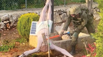 Plašu sašutumu izraisījusi kāda Izraēlas armijas karavīra rīcība, kurš ar veseri sašķaidīja krustā sistā Jēzus statujas galvu. Viņa biedri to dokumentēja. Vandalisms notika kādā Libānas kristiešu ciemā tikai dažus kilometrus no robežas. Izraēlas armija sākusi iekšējo izmeklēšanu.