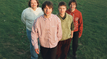 No kreisās: Kristiāns Kosītis (basģitāra), Edgars Kaupers (ģitāra un balss), Roberts Vanags (taustiņ­instrumenti un balss) un Emīls Kaupers (bungas un balss). Publicitātes foto