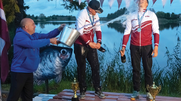 Vicečempionu sirsnīgā sagaidīšana Vērgalē. Foto — Ģirts Gertsons