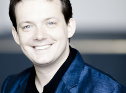 Diriģents Andris Nelsons. Foto Marco Borggreve, publicitātes foto