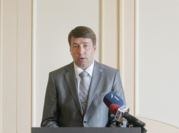 Rūta Kalmuka, F64