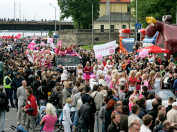 Blondīņu parāde 2011. gada 28. maijā. Foto: Andrejs Terentjevs, F64