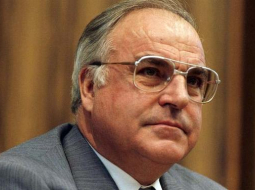 Bijušais Vācijas ilggadējais kanclers Helmuts Kols. Foto no www.ot-berlin