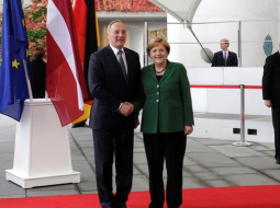 Valsts prezidents Andris Bērziņš tiekas ar Vācijas kancleri Angelu Merkeli. Foto: Prezidenta kanceleja