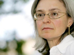 Nogalinātā žurnāliste Anna Poļitkovska. Foto: AFP/LETA