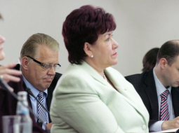 2014_09_stake-raitisplauks-f64-media-large1.jpg