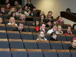 Studenti auditorijā. Foto: Raitis Plauks, F64
