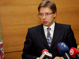 Attēlā: Nils Ušakovs