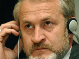 Čečenu trimdas valdības vadītājs Ahmeds Zakajevs. Autors: Martin Hayhow, AFP/LETA