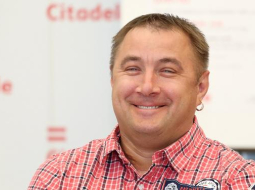 Aigars Apinis atkal izcīna zeltu. Foto: Evija Trifanova, LETA
