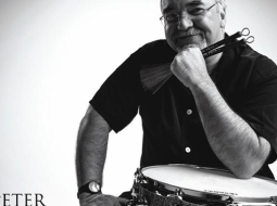 Džeza bundzinieks Pīters Erskins. Publicitātes foto