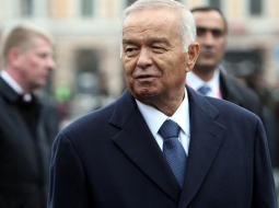 Autoritārais Uzbekistānas prezidents Islams Karimovs šogad bija vizītē Latvijā, kur viņu uzņēma prezidents Andris Bērziņš. Foto: Edijs Pālens, LETA
