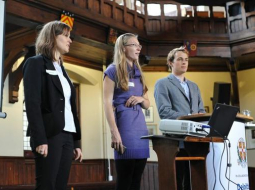 Kembridžas Baltijas konferencē. Publicitātes foto