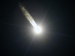 Kosmosa kuģis "Sojuz" startē. Foto: EPA/LETA