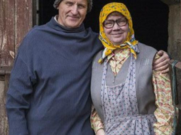 Pēteris Liepiņš un Dace Bonāte izrādē "Latgola.lv 2". Publicitātes foto