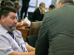Policijā vērsies Jelgavas novada domes priekšsēdētāja Ziedoņa Caunes jurists "stirnu buku lietā" Dzintars Lagzdiņš. Viņš vienlaikus sniedz arī juridiskos pakalpojumus pašvaldībai, Foto: Ieva Lūka, LETA