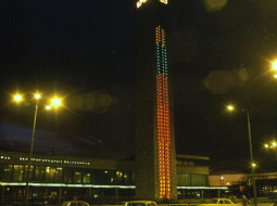 Jānis Krievs. Rīgas Centrālās dzelzceļa stacijas pulksteņa tornis ar daudzprogrammu sinhronu gaismas sistēmu. 1980. gads