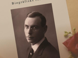 Jāņa Ūdra grāmatas "Meierovics. Trīs Annas" vāks. Publicitātes foto