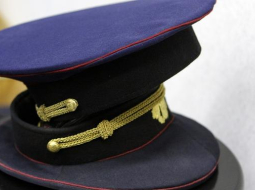 Rīgas pašvaldības policistu cepures. Foto: Edijs Pālens, LETA