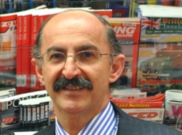 Misisipi Universitātes Žurnālu inovāciju centra direktors Samirs Husni.