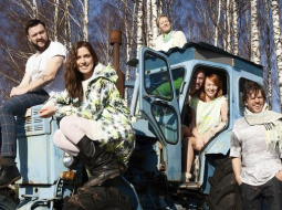 Raidījuma veidotāju komanda. Publicitātes foto