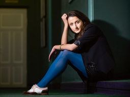 Laura Groza–Ķibere.