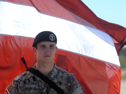 Latvijas armijas karavīrs. Foto: Ieva Lūka, LETA