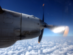 Lidmašīnas "An-26" propelleris. Foto: EPA/LETA