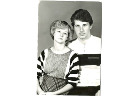 Ar sievu Ivetu 1987.gadā. Vējoņi apprecējās 1986.gadā. Pirms tam kopā bija četrus gadus.