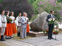2014.gada 14.jūnija pasākums Liepājā. Attēlā - svētbrīža vadītājs Jānis Dreiblats, Liepājas domes priekšsēdētāja vietnieks Gunārs Ansiņš. Foto Liepājas muzeja
