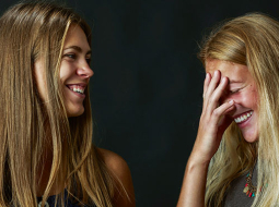 Kas ir laba spēle? «Kad viss ir kā pa plauktiņiem: uzņem, uzcel, nokārto, un — punkts,» saka Paula (pa labI).