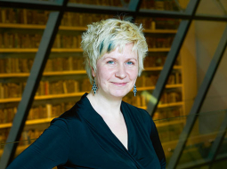 Dace Meiere šogad saņēmusi Latvijas literatūras gada balvu par Kurcio Malapartes Nolādētie toskānieši tulkojumu.