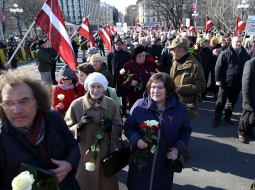 Leģionāru piemiņas gājiens pie Brīvības pieminekļa. Foto: Edijs Pālens, LETA