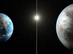 Pa kreisi - Zeme. Pa labi - eksoplanēta Kepler-452b. Foto: twitter.com/NASA