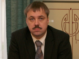 Raimonds Lazdiņš atjaunots darbā Rīgas lidostā, bet ir "dīkstāvē", algu nesaņem. Foto: Agnese Gulbe, LETA