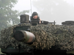 NATO spēku tanks Polijas bāzē. Foto: EPA/LETA