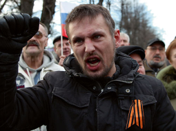 Pasākums Krimas «neatkarības referenduma» atbalstam Rīgā 2014.gada martā.