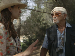 Režisore Marija Kravčenko (no kreisās) kopā ar Hercu Franku. Publicitātes foto