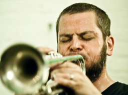 Mūziķa publicitātes foto